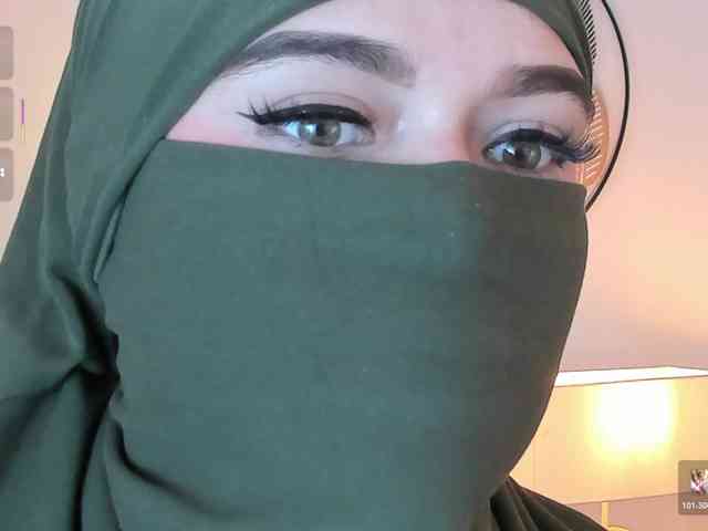 anna-henao webcam