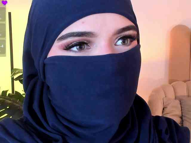 anna-henao webcam