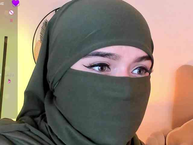 anna-henao webcam