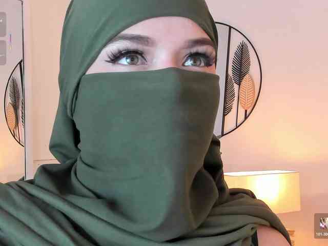 anna-henao webcam