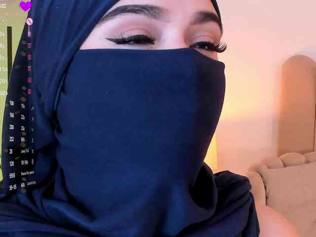 anna-henao webcam
