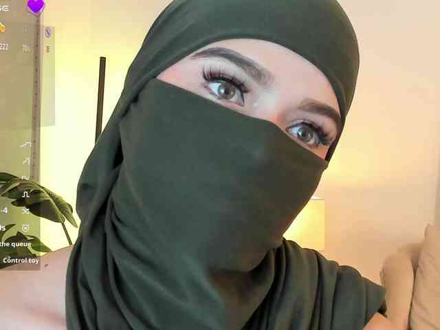 anna-henao webcam