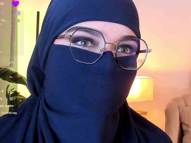 anna-henao webcam