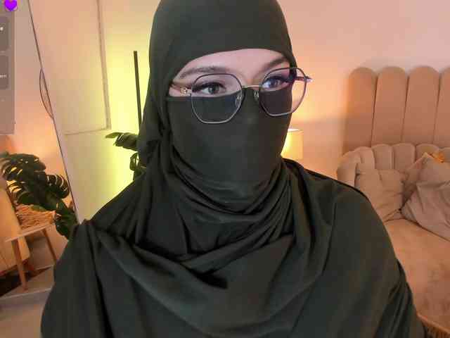 anna-henao webcam
