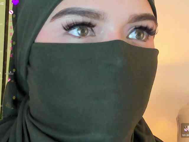 anna-henao webcam