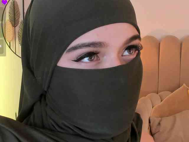 anna-henao webcam
