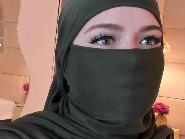 anna-henao webcam