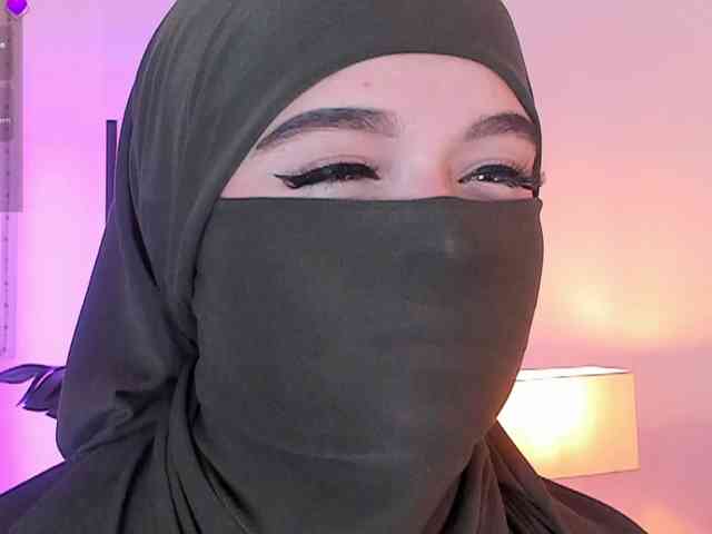 anna-henao webcam