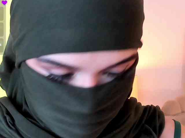 anna-henao webcam