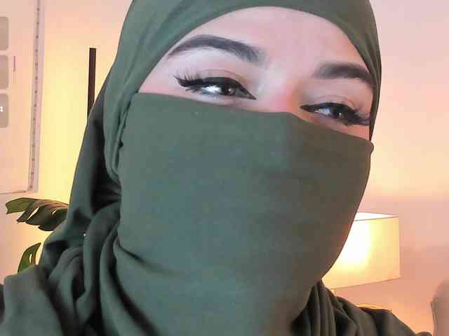 anna-henao Live Webcam on BongaCams