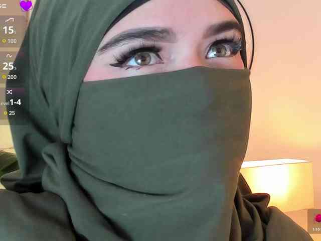 anna-henao webcam