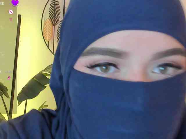 anna-henao webcam