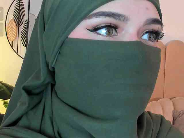anna-henao webcam