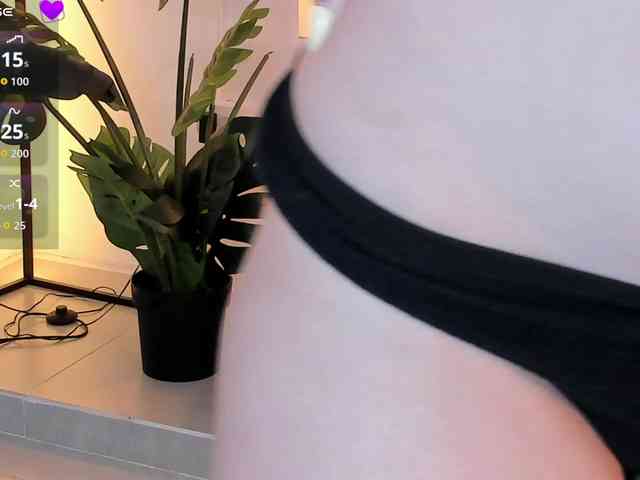 anna-henao webcam