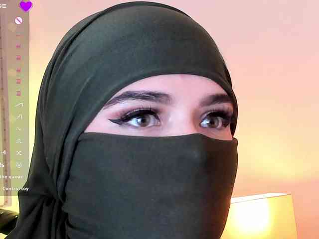 anna-henao Live Webcam on BongaCams