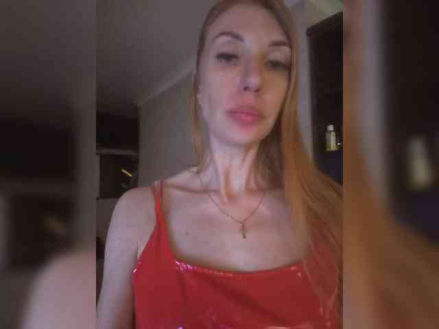 AnnaMaks12 webcam
