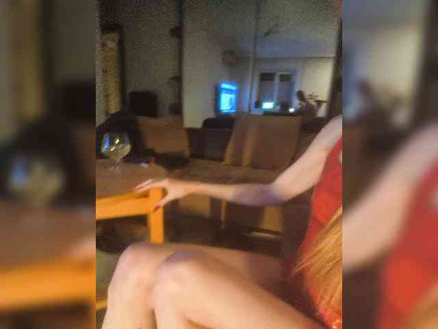 AnnaMaks12 webcam