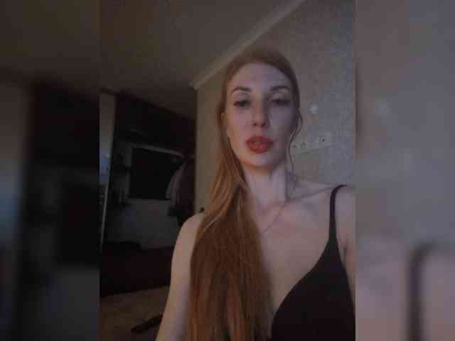 AnnaMaks12 webcam
