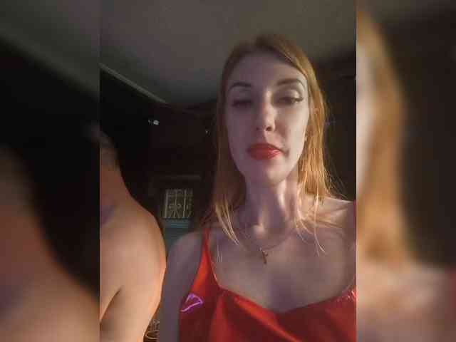 AnnaMaks12 webcam
