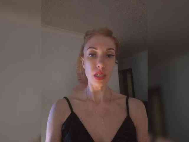 AnnaMaks12 webcam