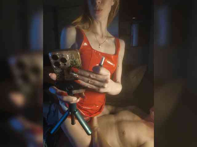AnnaMaks12 webcam