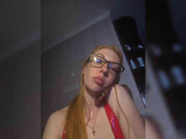 AnnaMaks12 webcam