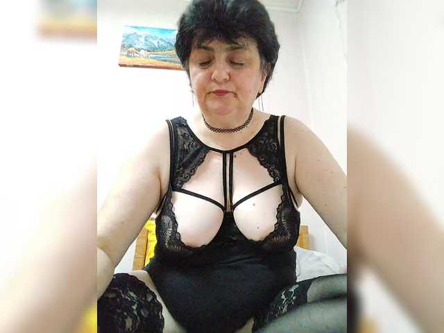 IsXLoves live webcam show