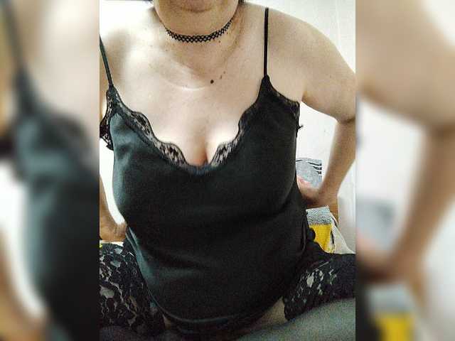 IsXLoves live cam on BongaCams