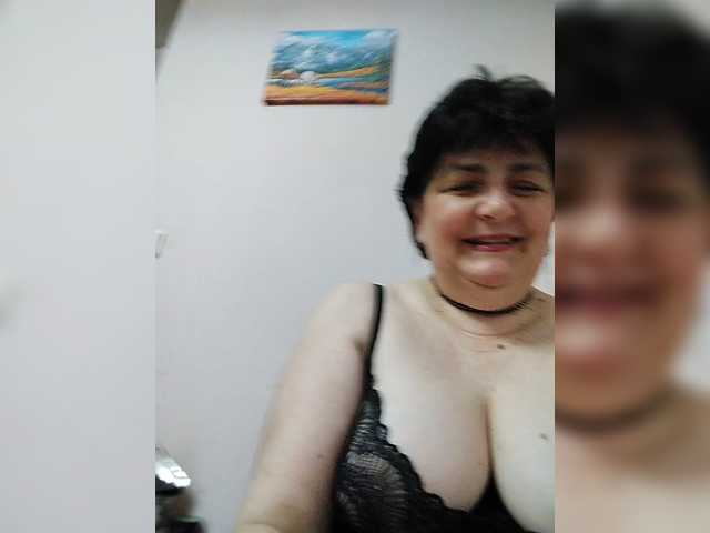 видео IsXLoves