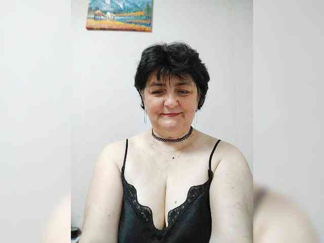 IsXLoves webcam