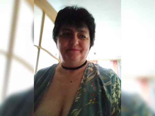 IsXLoves webcam