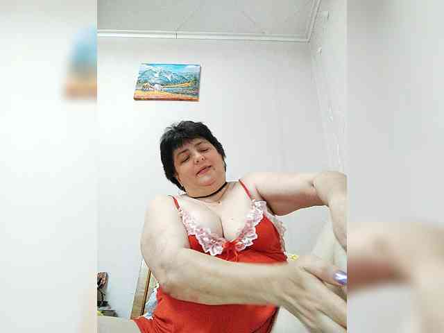 IsXLoves webcam