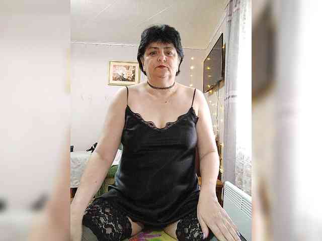 IsXLoves webcam