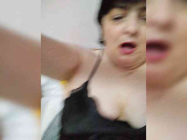 IsXLoves webcam