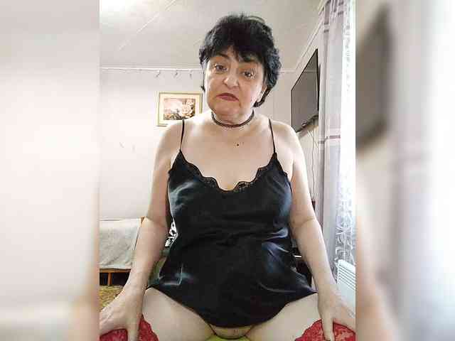 IsXLoves webcam