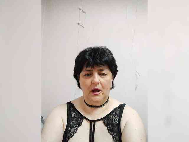 IsXLoves webcam