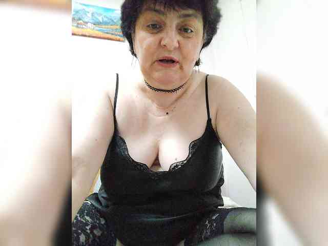 IsXLoves Live Webcam on BongaCams