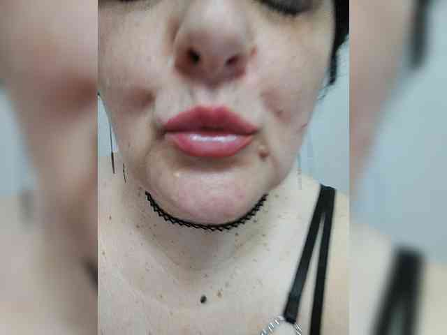 IsXLoves webcam