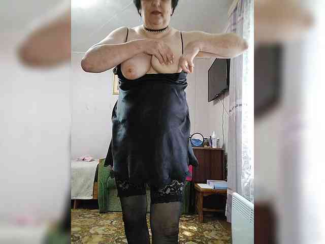 IsXLoves webcam