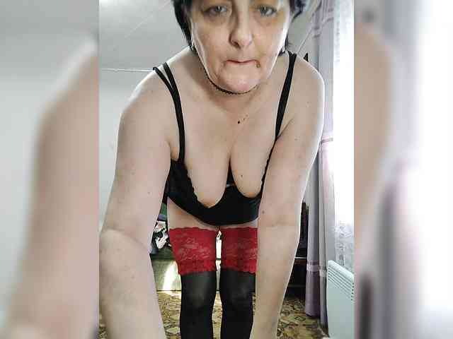 IsXLoves webcam