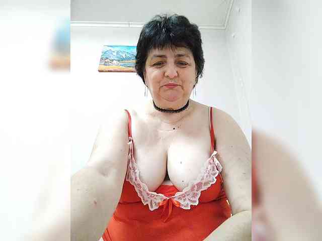 IsXLoves webcam