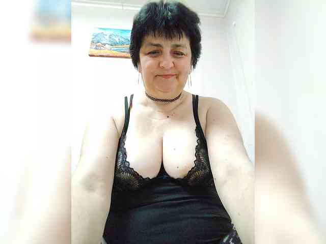 IsXLoves webcam