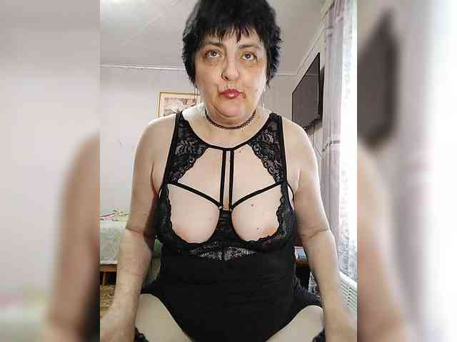 IsXLoves webcam