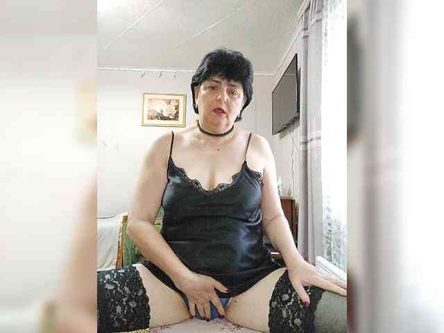 IsXLoves webcam