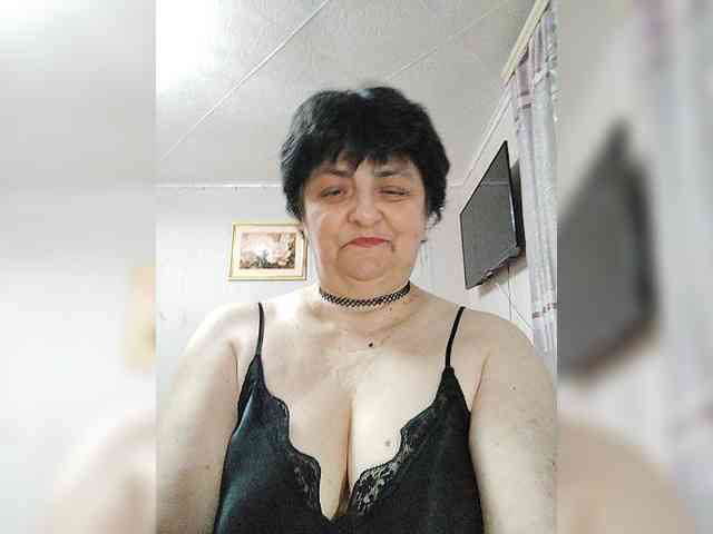 IsXLoves webcam