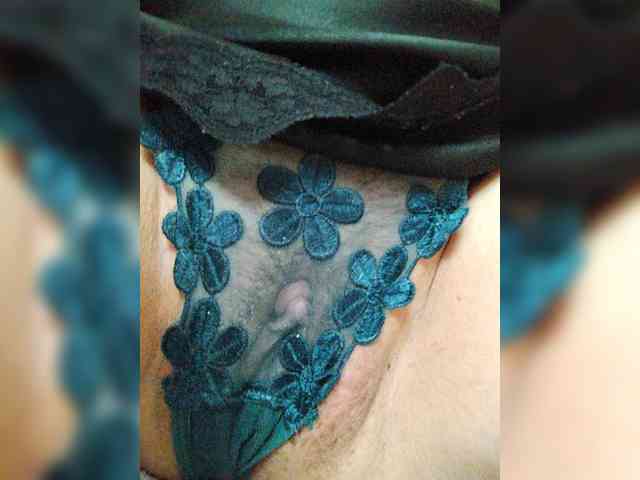 IsXLoves webcam