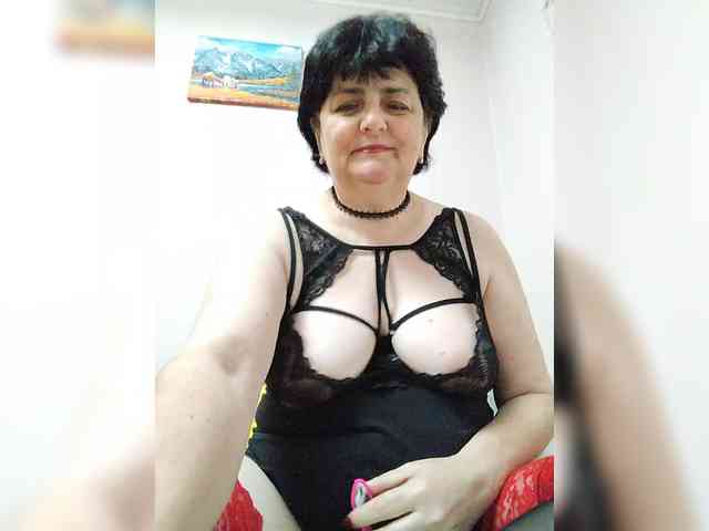 IsXLoves webcam