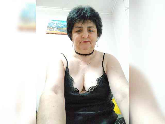 IsXLoves webcam