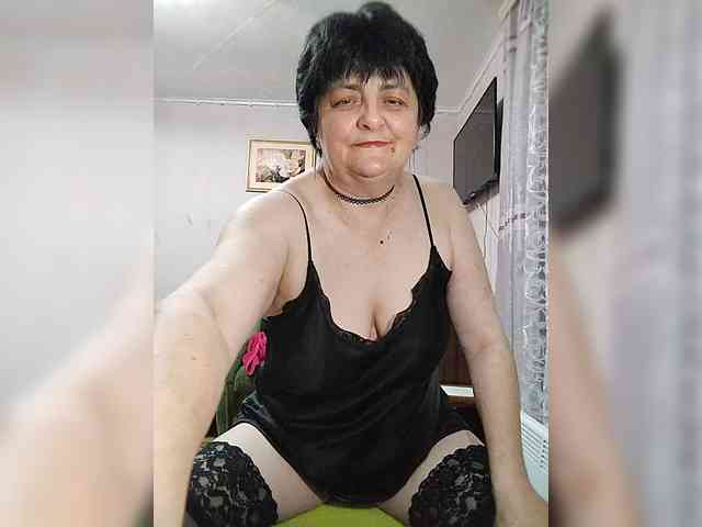 IsXLoves webcam