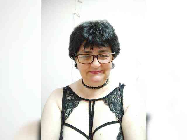 IsXLoves webcam